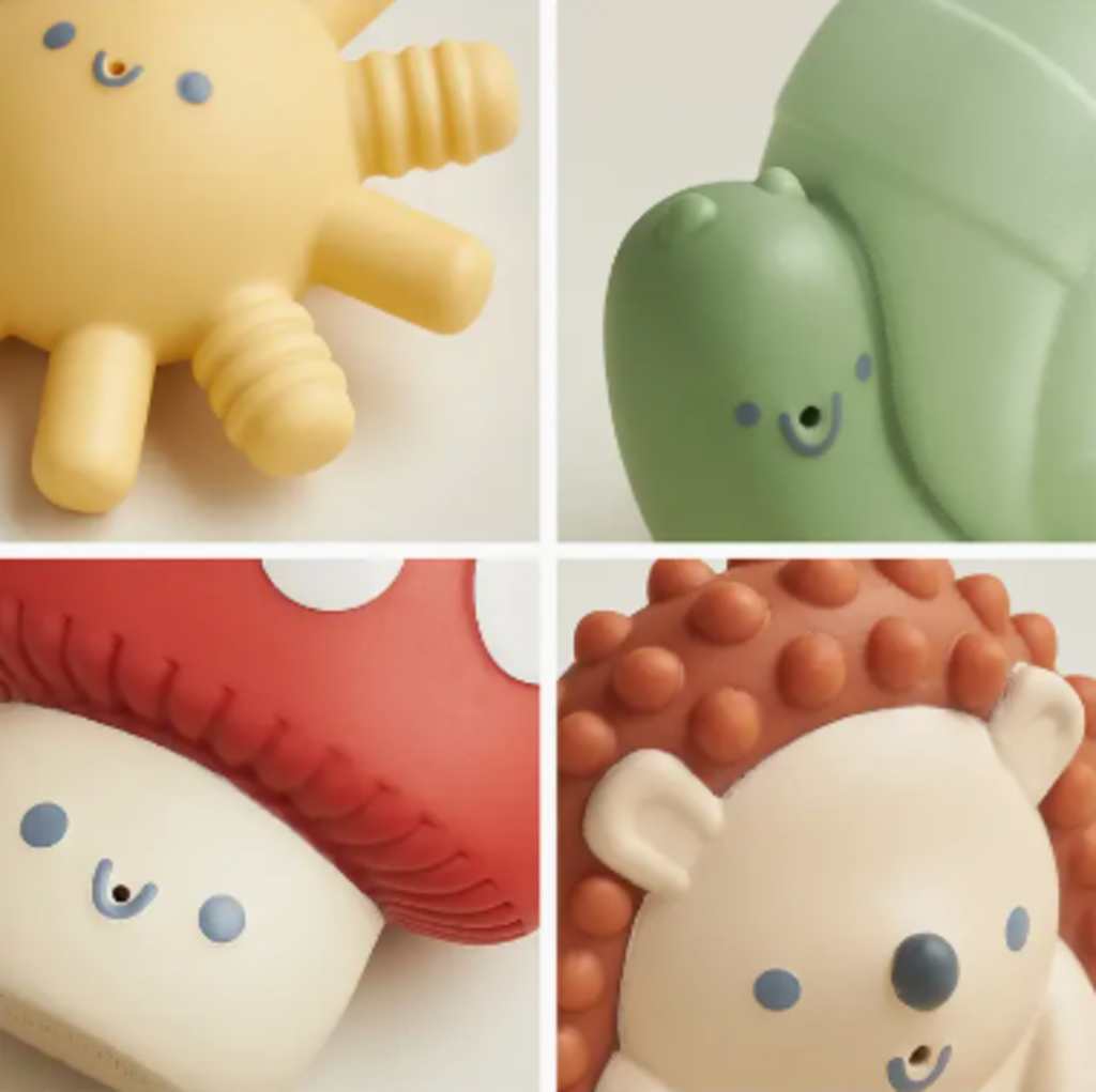 Itzy Squirt Bath toys